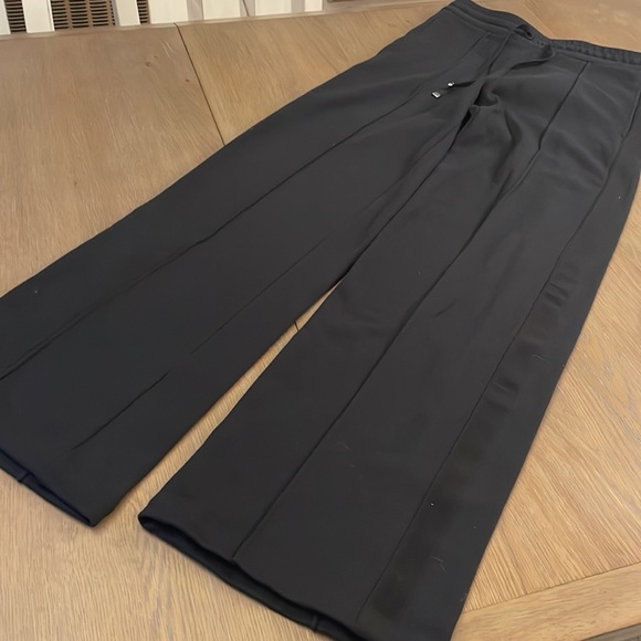 Moncler sweat pants - Picture 3 of 5